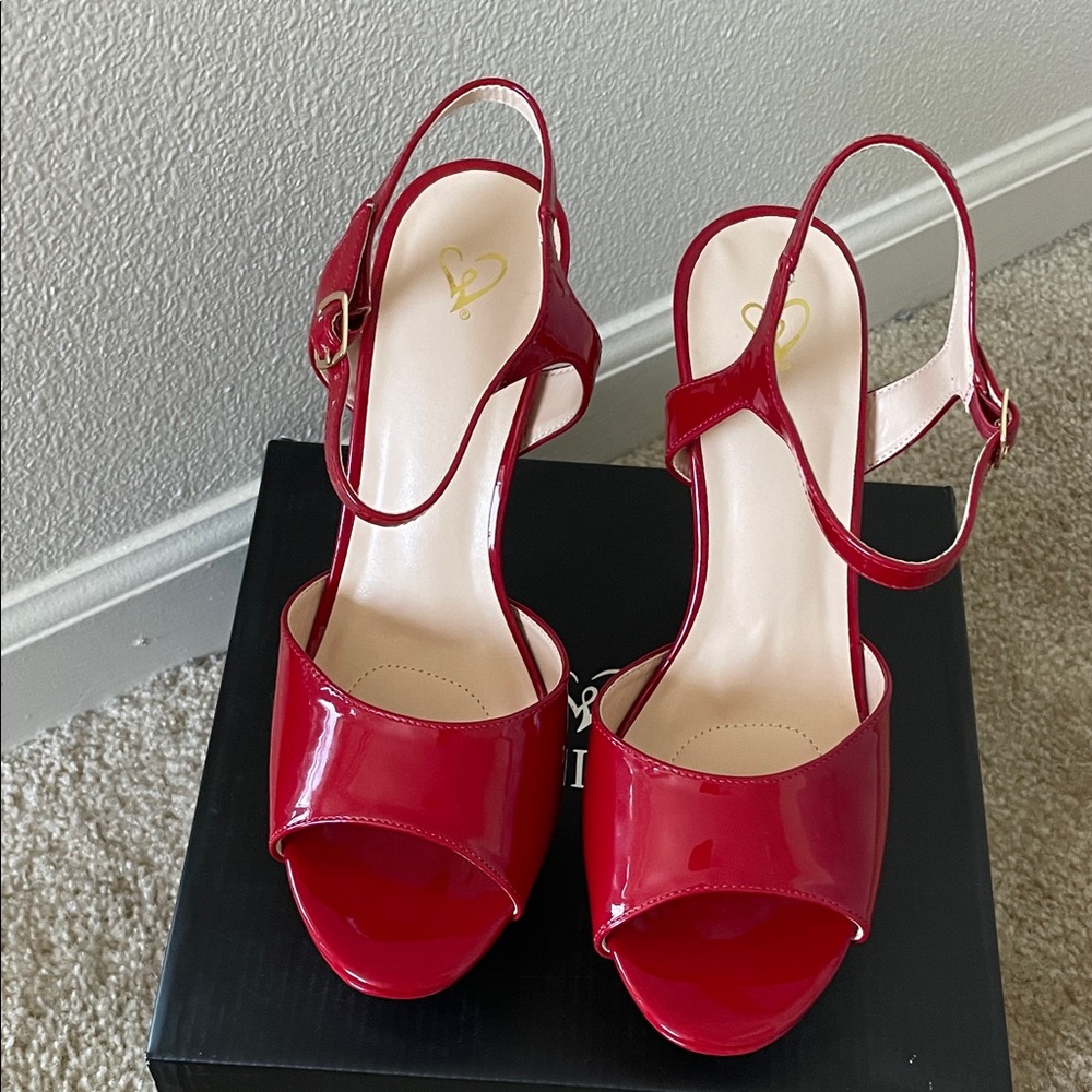 Platform Heels - Picture 2 of 7